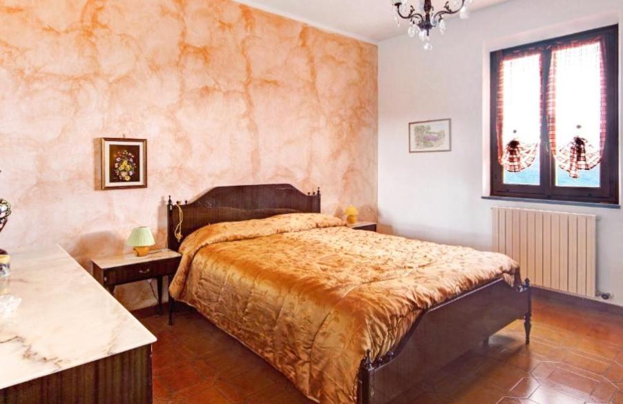 Villa Antica Torre à Velva Extérieur photo